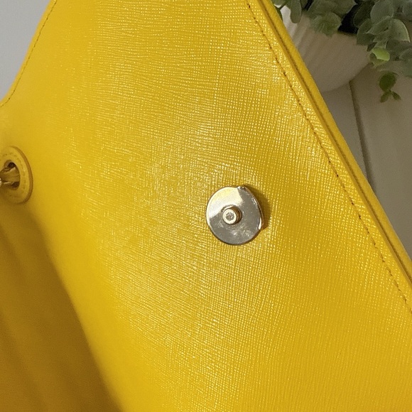 Tory Burch Fleming Small Shoulder Bag Yellow - Picture 8 of 9